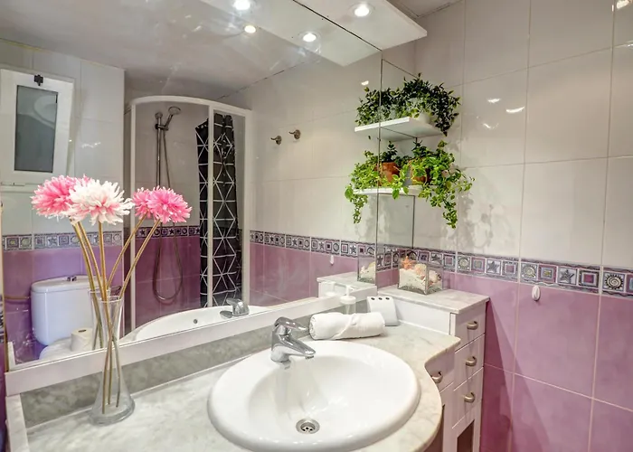 Carmen By Hello Homes Appartement *